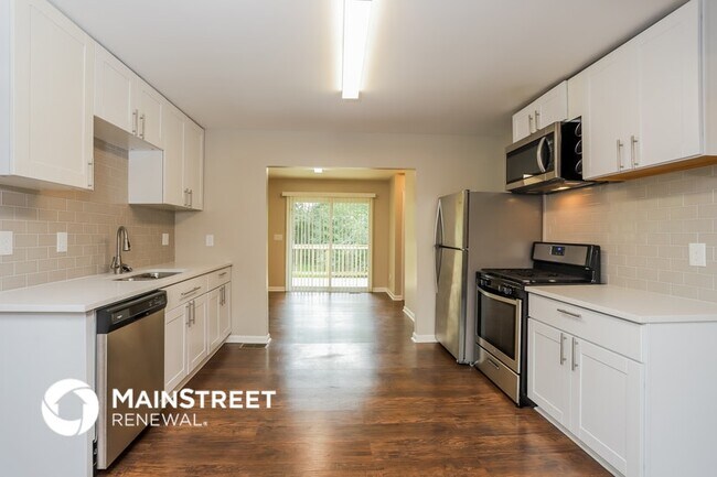 Foto del edificio - 108 Burch Rd