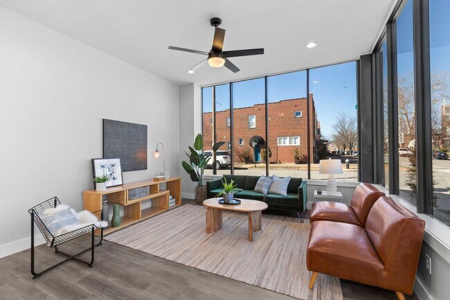 Foto del edificio - 6012 Southwest Ave