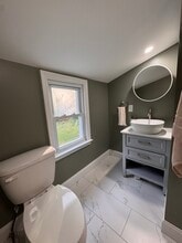 Building Photo - 3 Linda Ln