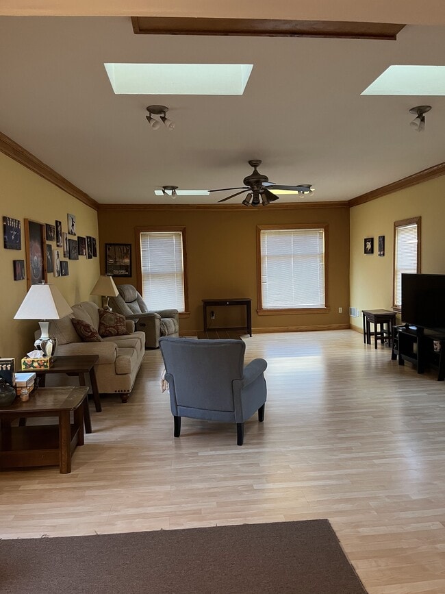 Hardwood floors and lots of room - 1809 N Humboldt Ave