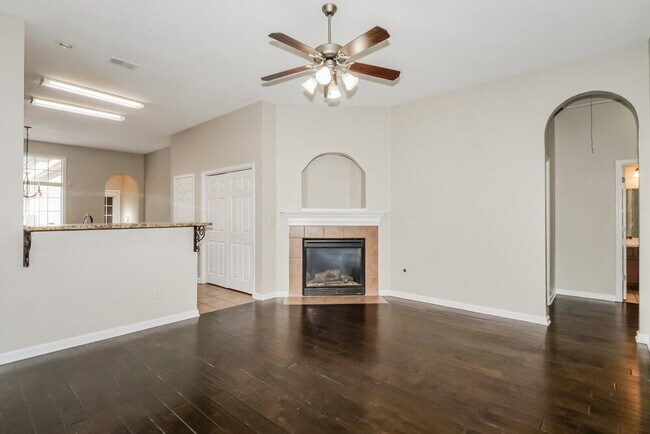 Foto del edificio - 1547 Wynne Grove Rd