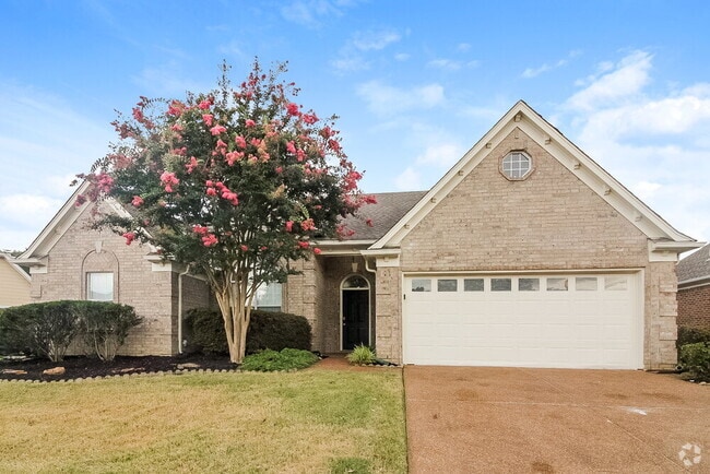 Building Photo - 8315 Red Creek Dr