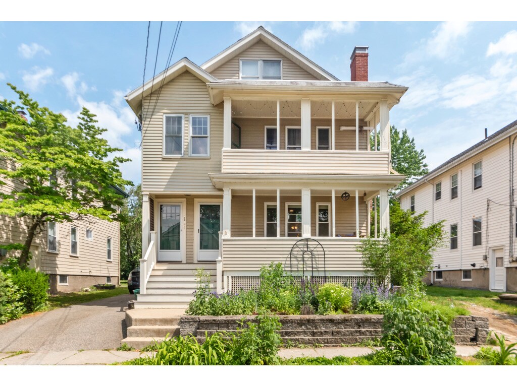 Primary Photo - 14 Leslie Rd