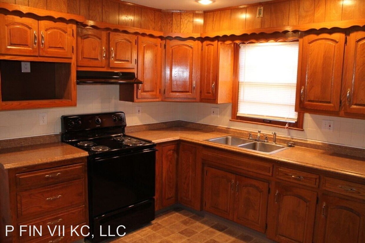 Building Photo - 3 br, 1 bath House - 10521 Skiles Avenue