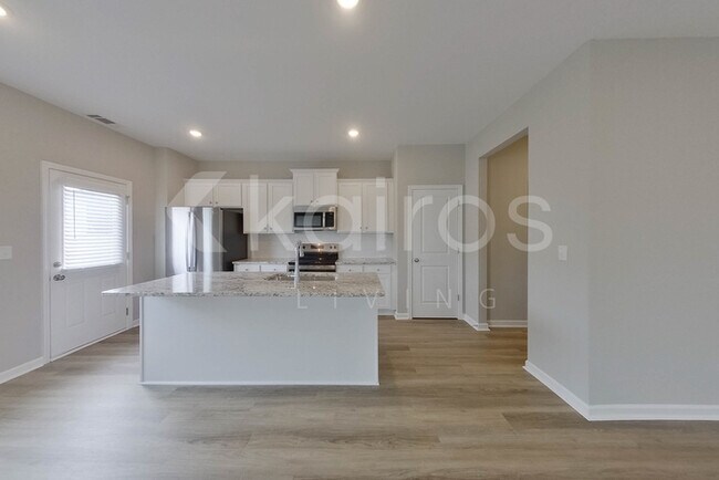 Foto del edificio - 933 Silent Barge Cv