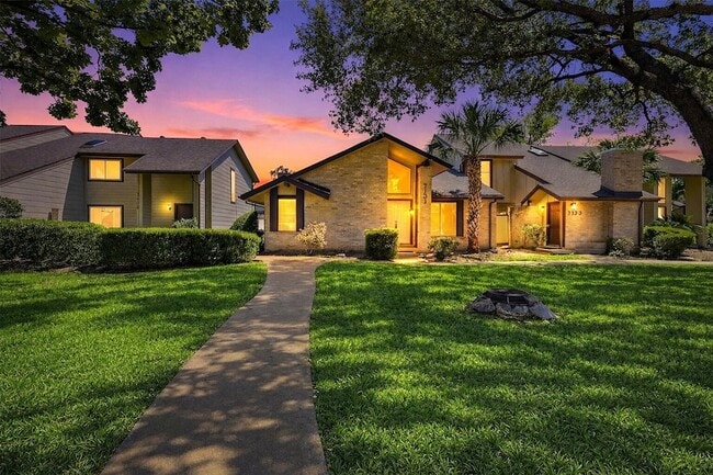 Photo - 7131 Westbranch Dr Apartment