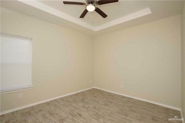 Foto del edificio - 22 Hiawatha Dr