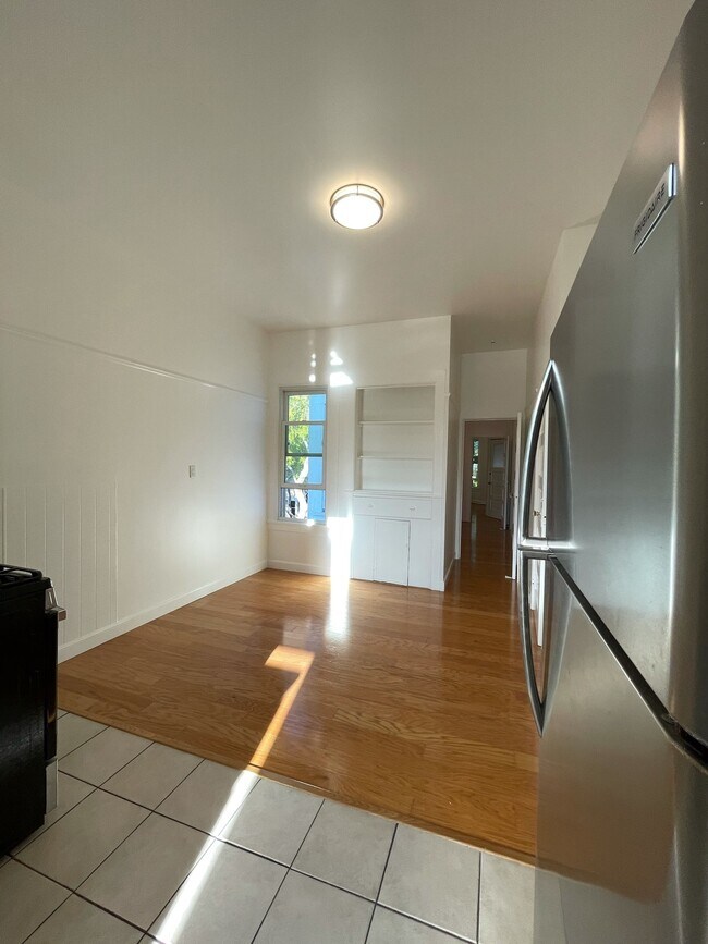 Building Photo - 3248 Folsom Street, Unit 4