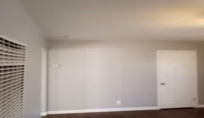 Building Photo - Cute Duplex off of Stockton Blvd