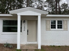 Building Photo - 1602 Northwood St