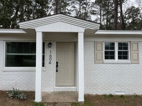Building Photo - 1602 Northwood St