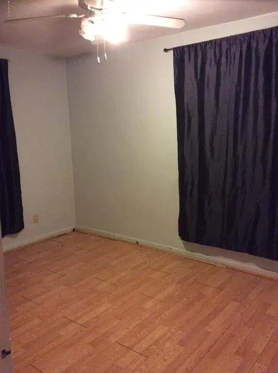Foto del edificio - 3224 Myra St