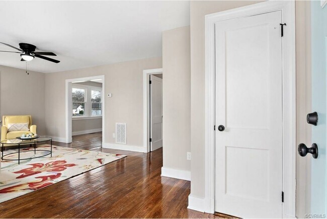 Front Entrance - 511 Arnold Ave