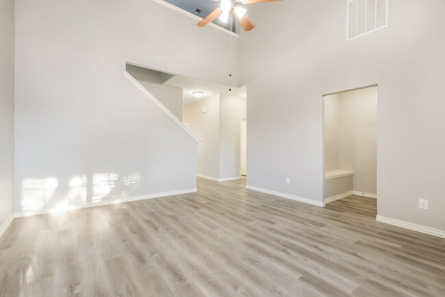 Foto del edificio - 10110 Berrybriar Ln