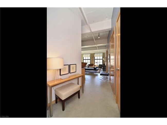 Foto del edificio - 117 Portland Ave