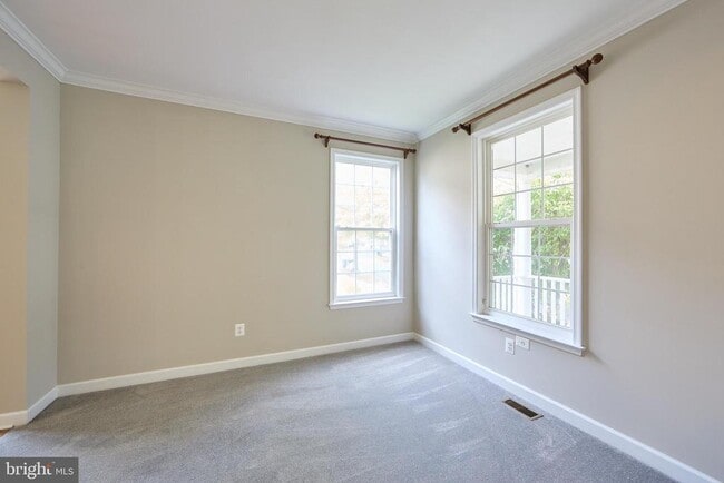 Building Photo - 112 Lindley Ln