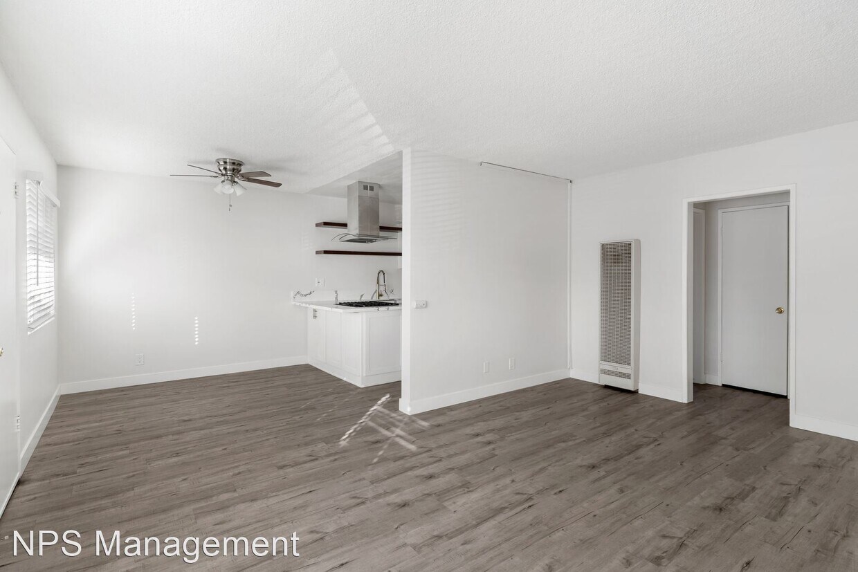 1 br, 1 bath Apartment 125 E. Spring St Room for Rent in Long