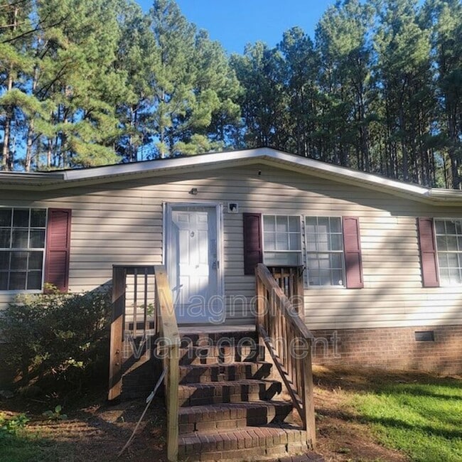 Building Photo - 137 Cardinal Ln