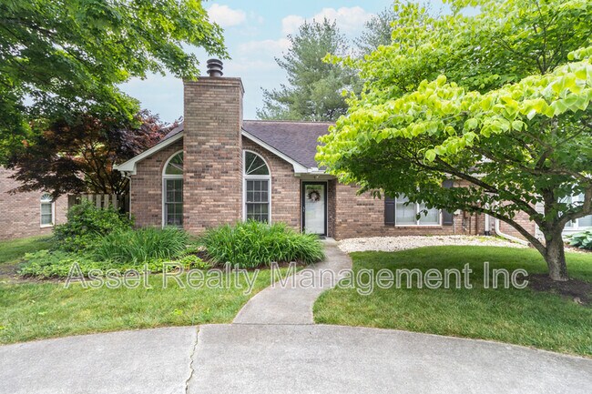 Building Photo - 707 Landing Ln