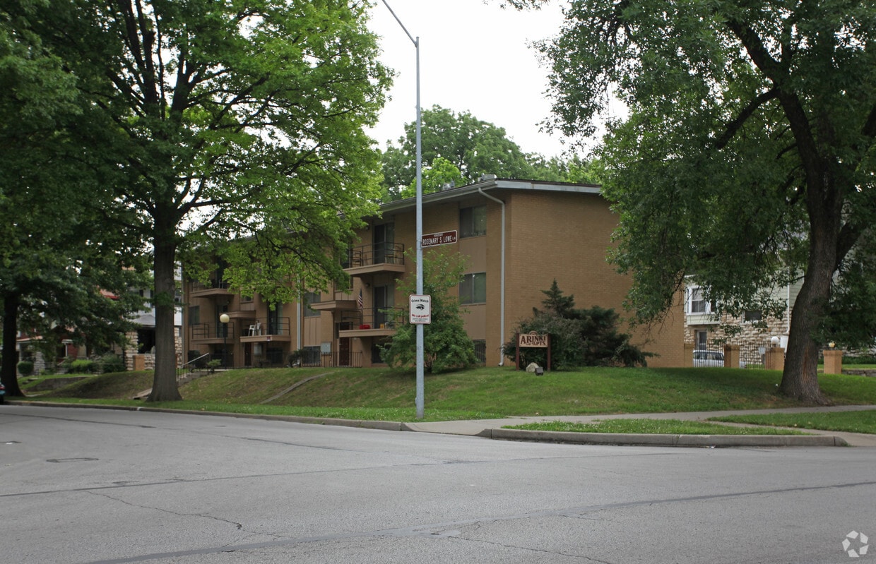 Primary Photo - 2901 E 29th St