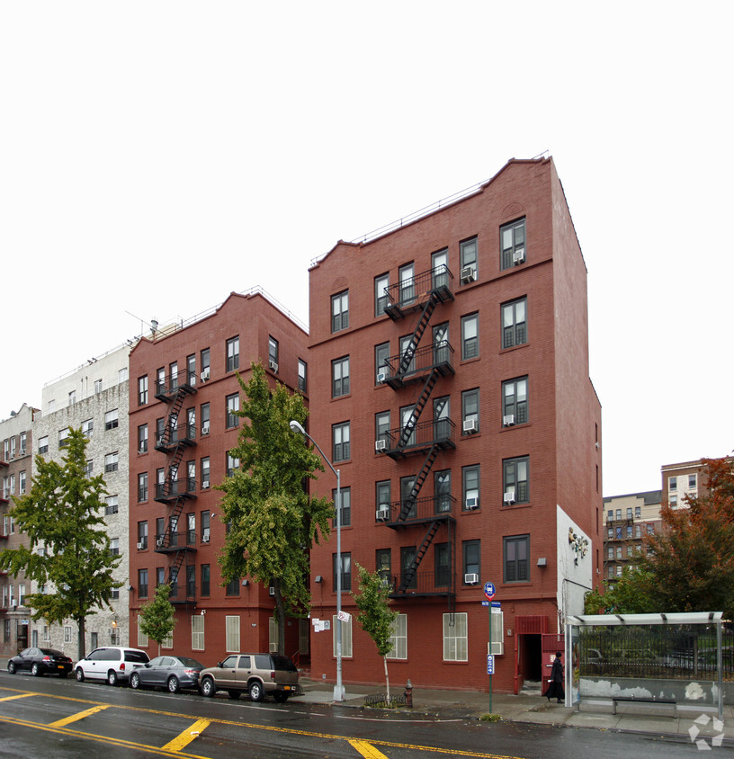 Primary Photo - 737-739 Southern Blvd