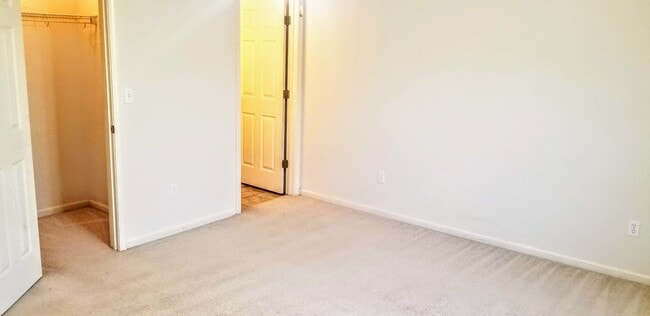 Building Photo - 21048B Harbor Ln