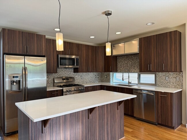 CLICK "REQUEST A TOUR" NOW! - CLICK "REQUEST A TOUR" NOW! Townhome
