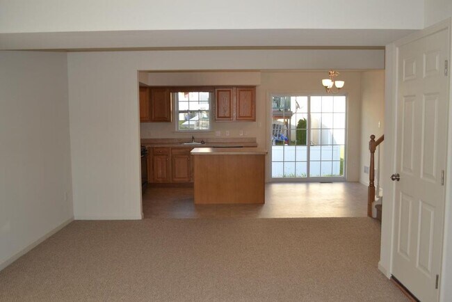 Building Photo - 1023 Alexander Drive