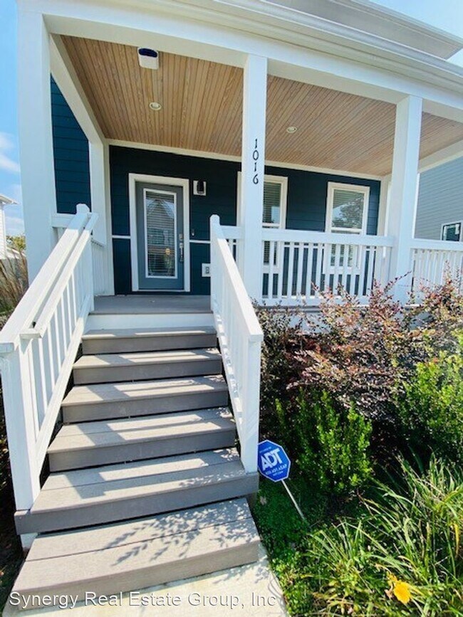 Building Photo - 4 br, 4 bath House - 1016 Richland Creek Aly