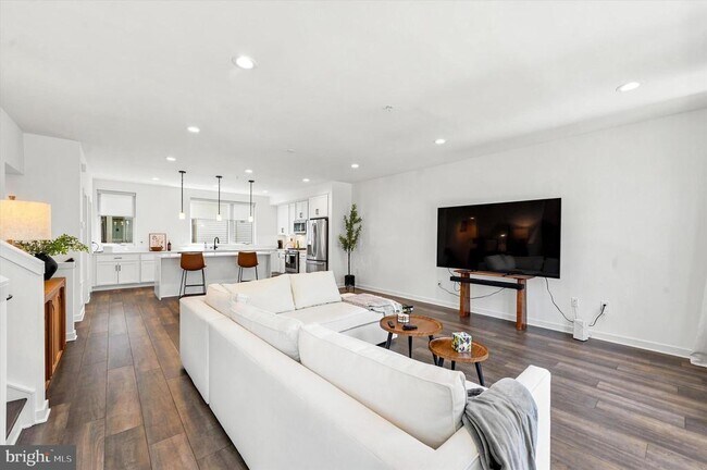 Foto del edificio - 3005 Birchview Walk