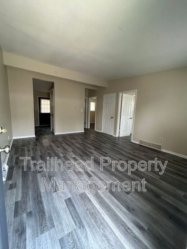 Foto del edificio - 4206 Lloyd St