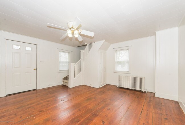 Foto del edificio - 68 Jacobstown Rd