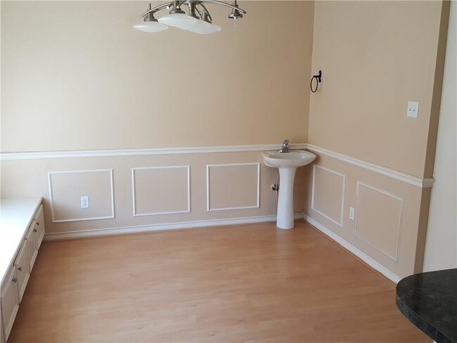 Foto del edificio - 6806 Vineyard Dr