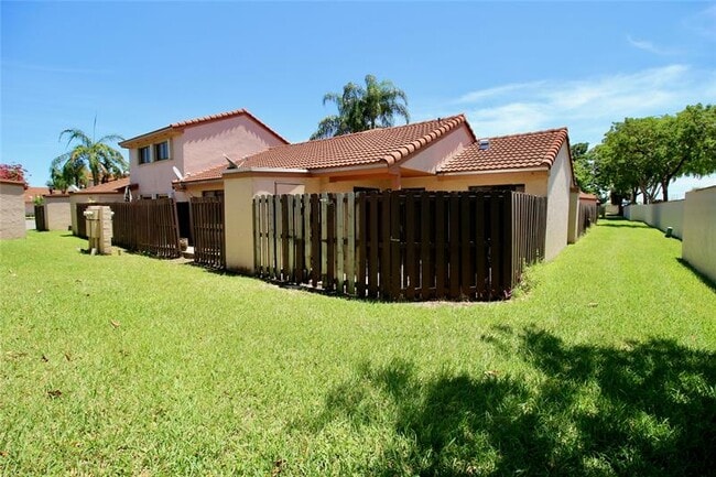 Building Photo - 17034 NW 66th Ct