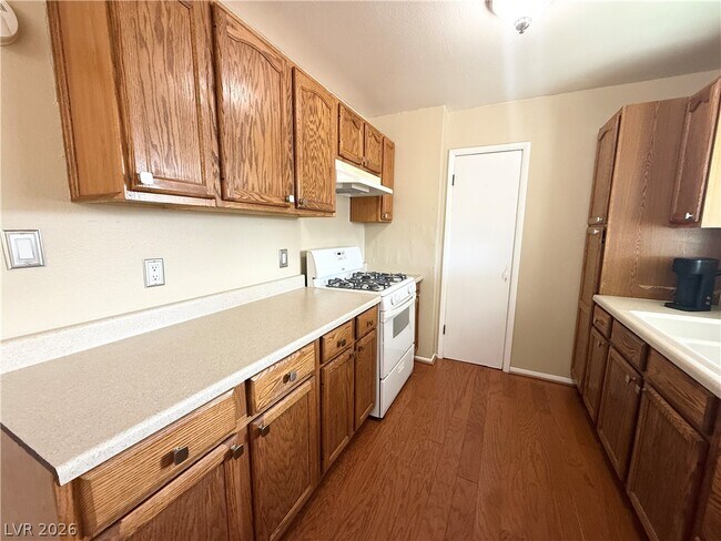 Foto del edificio - 4833 Stillwater Ave