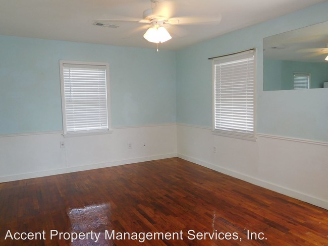 Building Photo - 804 N 9th St