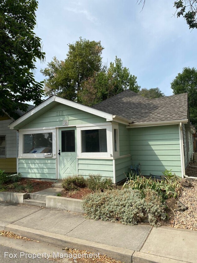 Foto principal - 3 br, 1 bath House - 725 Jefferson Avenue