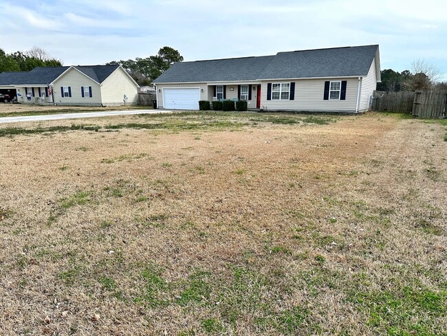 Building Photo - 134 Annie Rd