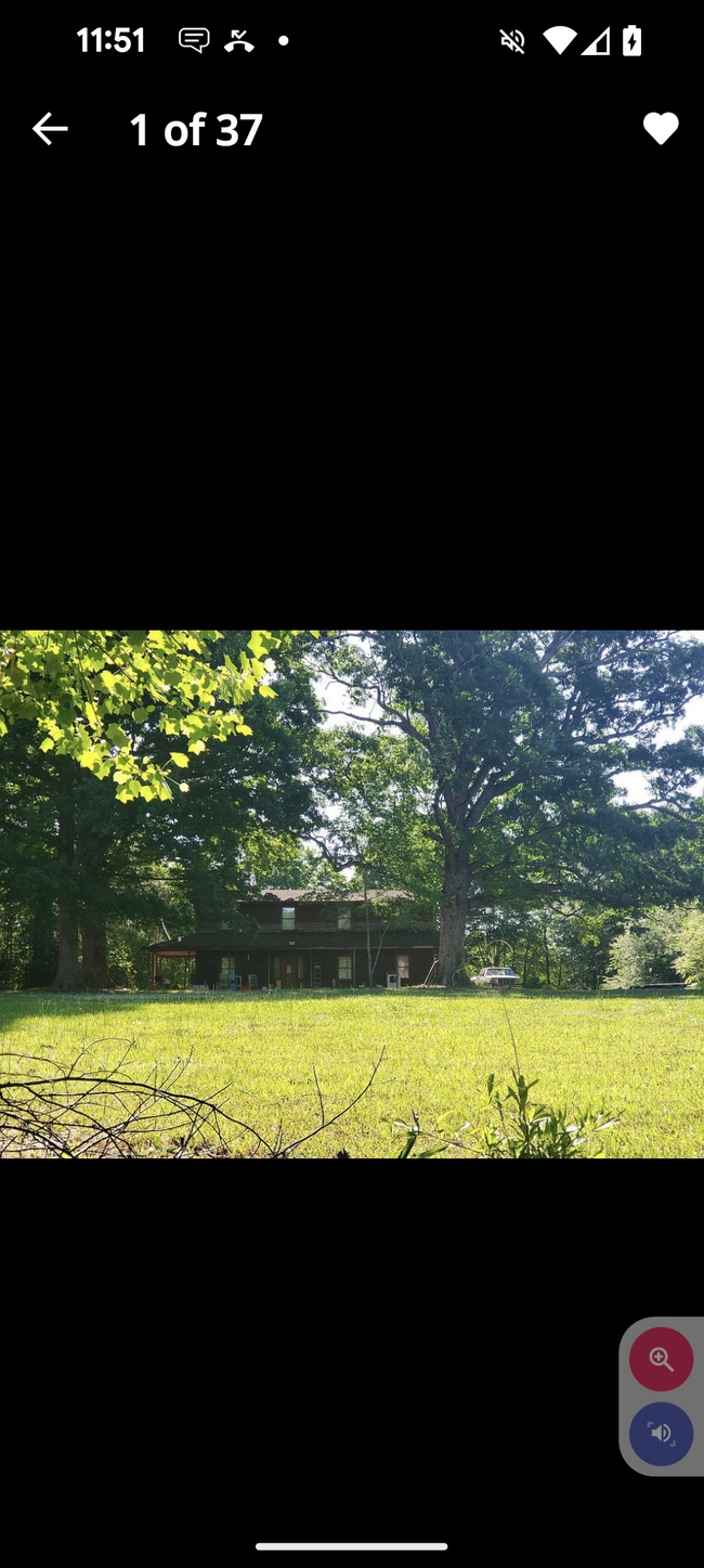 Building Photo - 858 N Old Mill Rd