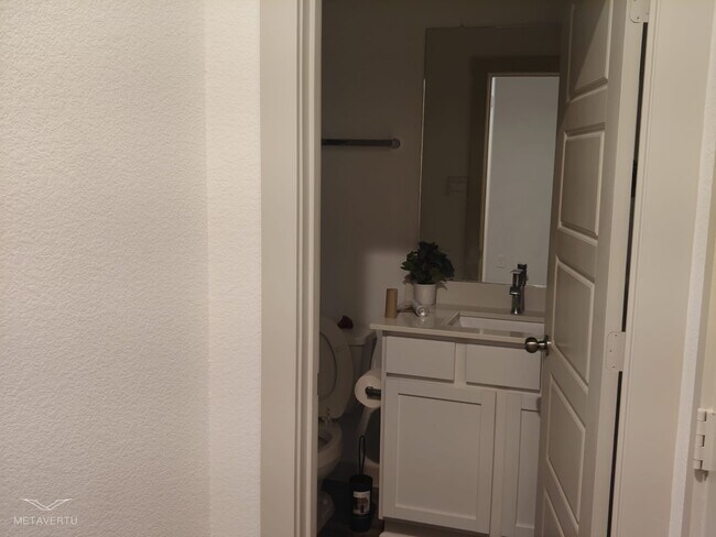 Foto del edificio - 7711 Sleek Flock Ln