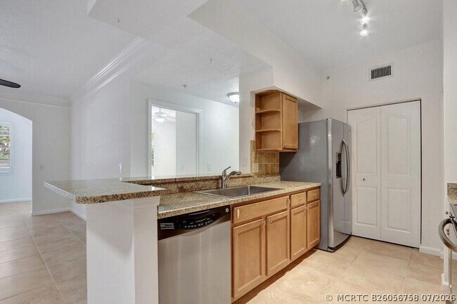 Building Photo - 7101 Myrtlewood Cir W
