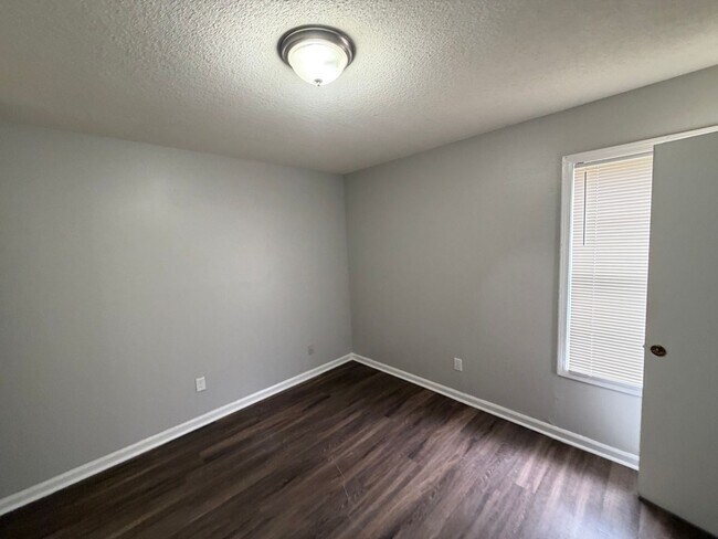 Foto del edificio - 4169 Double Tree St