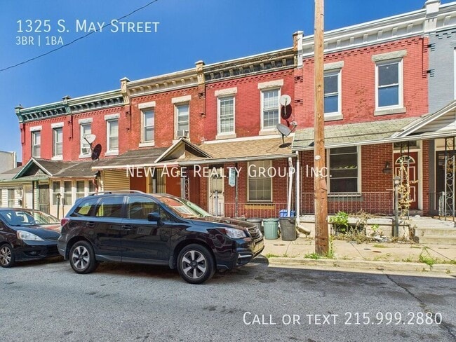 Building Photo - 1325 S May St
