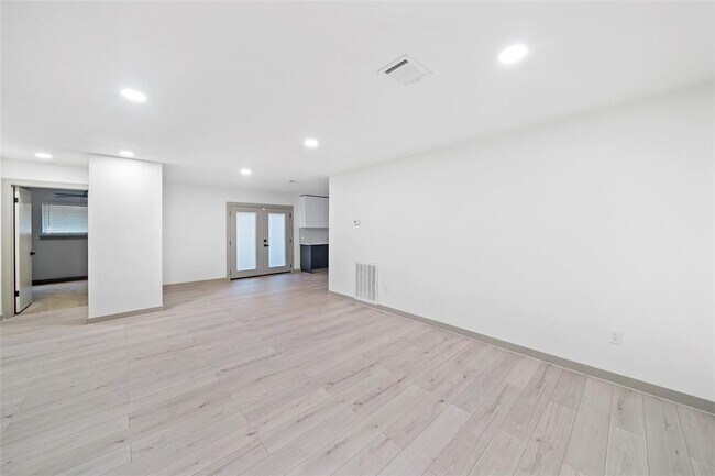 Foto del edificio - 14850 Coaltown Rd