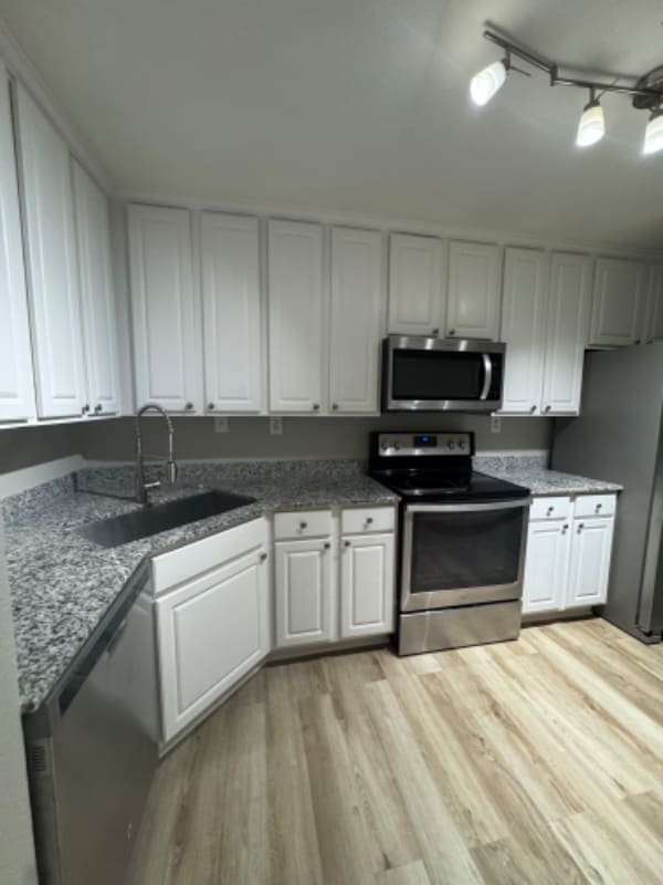 Foto del edificio - 2585 Marilee Ln