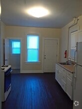 Building Photo - 39 Meyers Ct