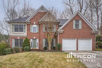 Building Photo - 142 Piedmont Ln