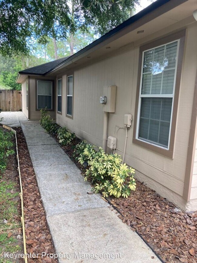 Building Photo - 3 br, 2 bath House - 5569 Oak Crossing Drive