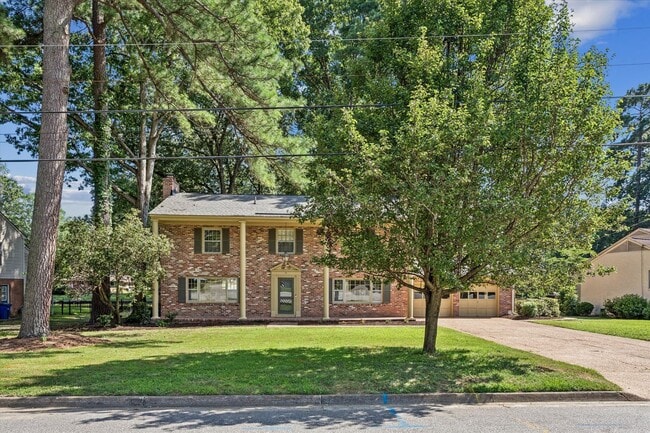 Building Photo - 15 Garland Dr