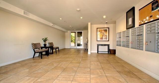 Foto del edificio - 10878 Bloomfield St